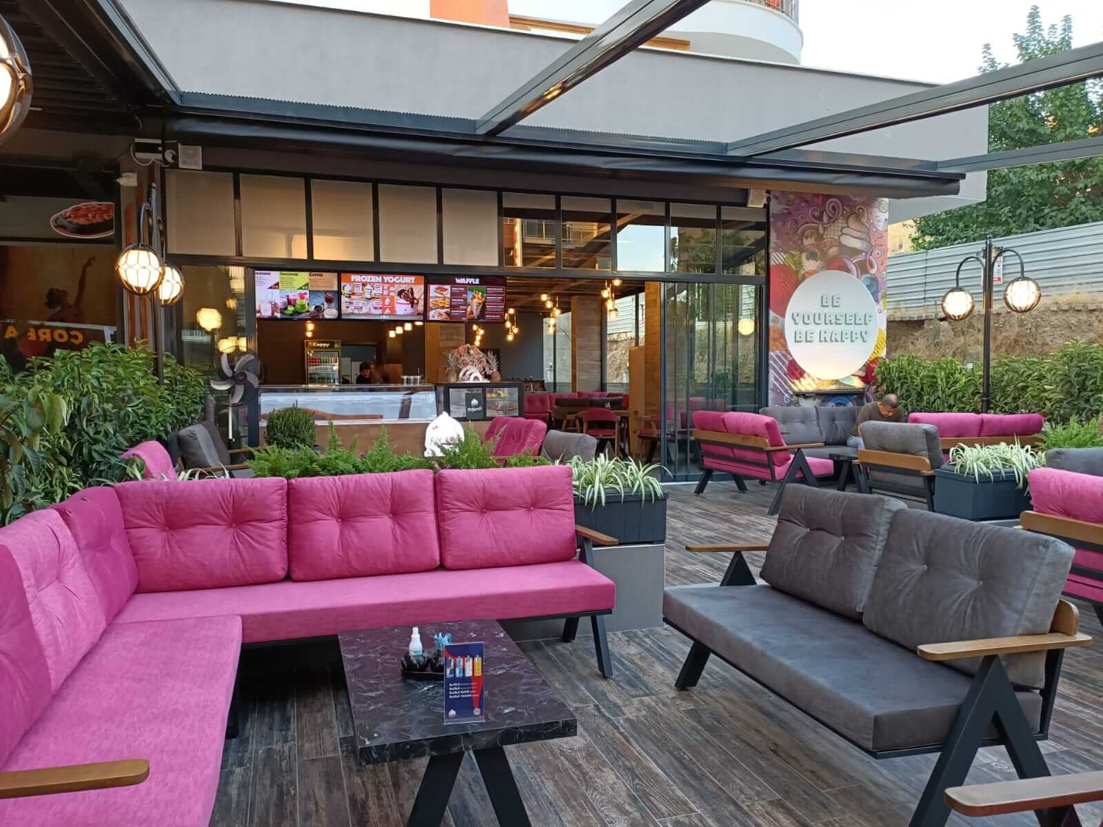 Iceberry Café